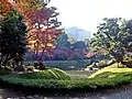 Autumn colours of Daisensui (big pond)