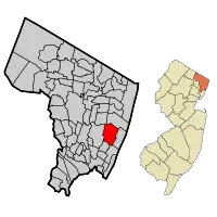 Location of Englewood in Bergen County highlighted in red (left). Inset map: Location of Bergen County in New Jersey highlighted in orange (right).