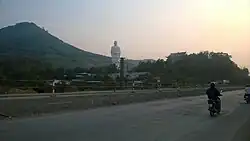 Tòng Lâm Lô Sơn Pagoda