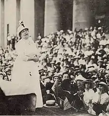 Harriet Taylor Upton speaks at the Ohoi Statehouse in 1914
