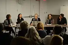 Robert Lang (middle)