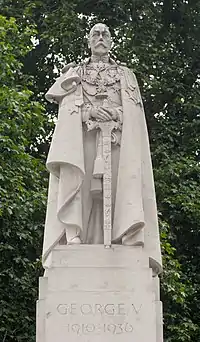 A close up of the statue on top of the plinth