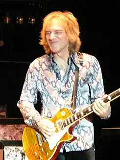 Summerfest_2007_-_REO_Speedwagon_-_Dave_Amato.jpg